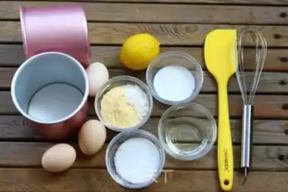 Make Four inches of cake step 0