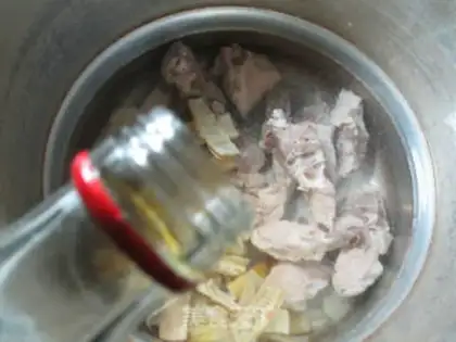 Make The lamb tail and dragonbone soup step 3