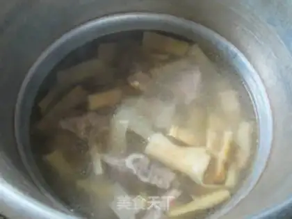 Make The lamb tail and dragonbone soup step 8