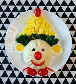 Make Clown bun step 5