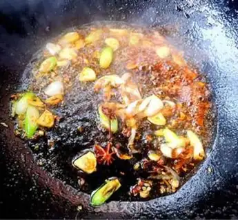 Make The little yellowfish step 2