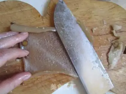 Make Spicy pork-skin and beans step 3