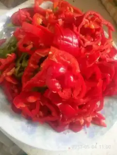 Make Pepper with eggs step 1