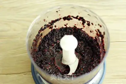 Make Blackberry ice cream step 2