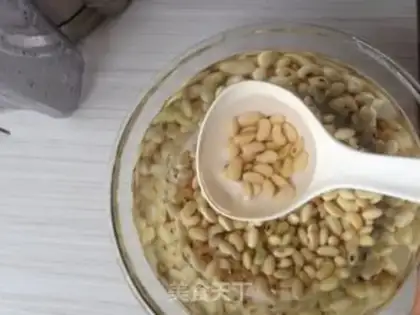 Make A wide range of sweet tofu flowers step 2