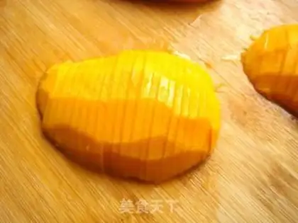 Make Butterflies love the mango platter step 2