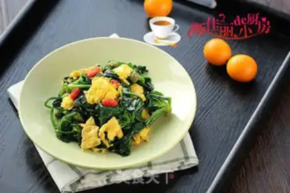 Make Spinach fried eggs step 7