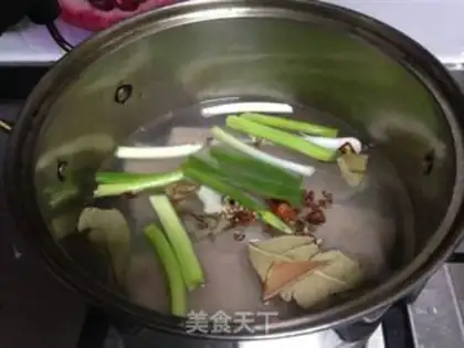 Make Homemade chicken pine step 0