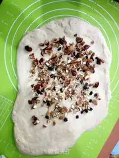 Make The sugar nut bread step 1