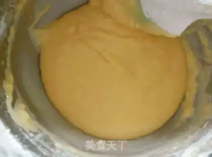 Make Barbie doll cake step 4