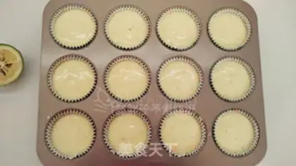 Make SpongeBob cake step 9