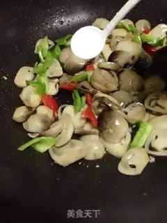 Make Scorch the mushrooms step 7
