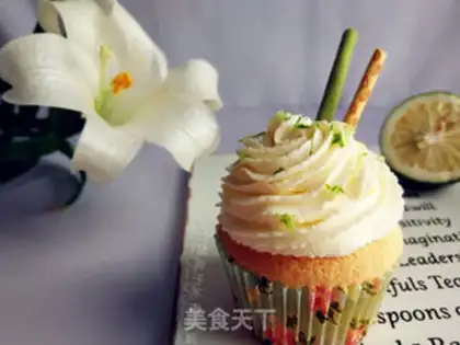 Make SpongeBob cake step 12