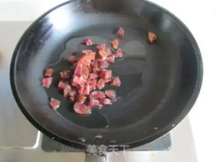 Make Snow sausage and rice step 1