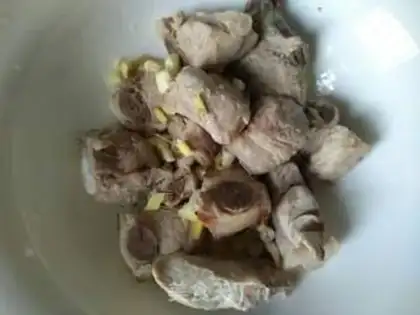 Make Black pepper sauce, steak potatoes step 0