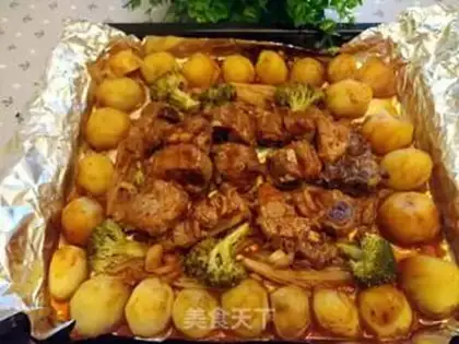 Make Black pepper sauce, steak potatoes step 8