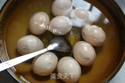 Make Ice crack tea eggs step 1