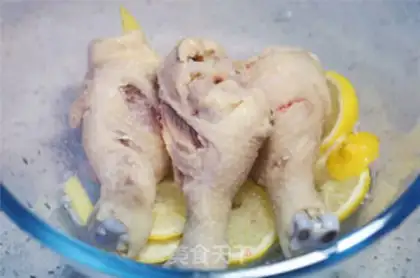 Make Lemon ginger roast chicken leg step 3