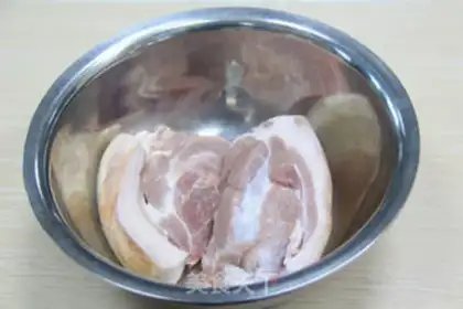 Make The cuisine is delicious step 0