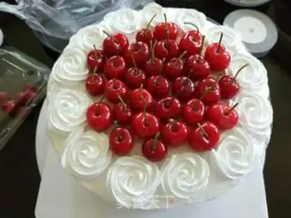 Make Cherry cream birthday cake step 12