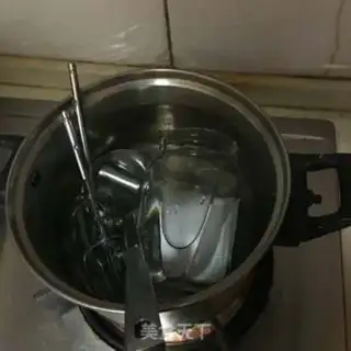 Make Strawberry sauce step 1