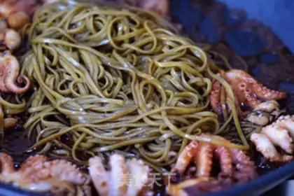 Make Japanese octopus seaweed step 5