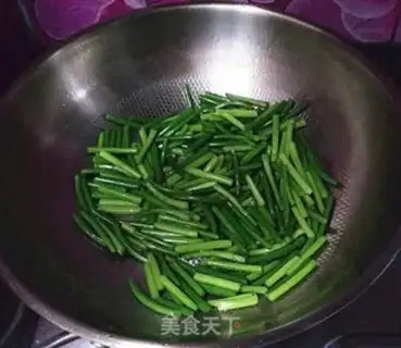 Make Garlic fried sausage step 3