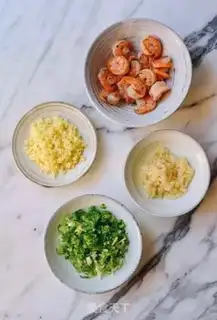 Make Shrimp egg fried rice step 0