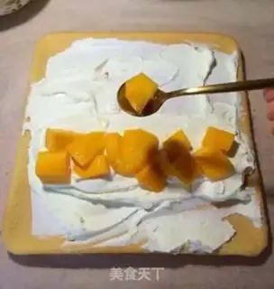 Make Mango cake rolls step 12