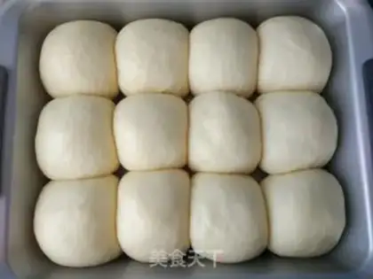 Make Maxine squeezes bread step 14