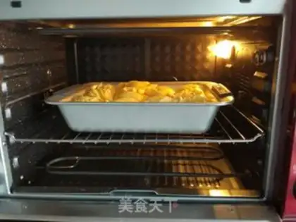 Make Maxine squeezes bread step 18