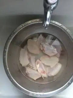 Make Coke chicken wings step 0
