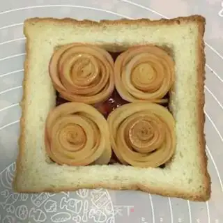 Make Apple rose toast step 30