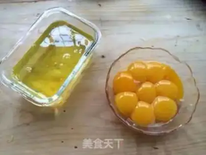 Make Almond cookies step 1