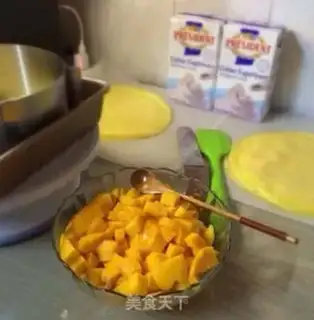 Make Mango lasagna cake step 5