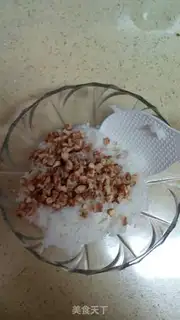 Make The roasted walnut rice step 1