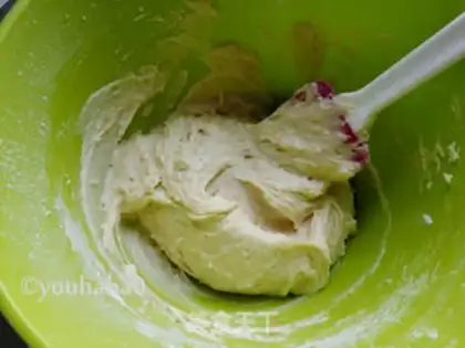 Make Honey blueberry marfin cake step 6