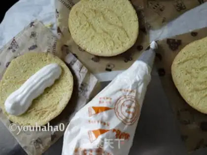 Make Butter strawberry sandwich step 10