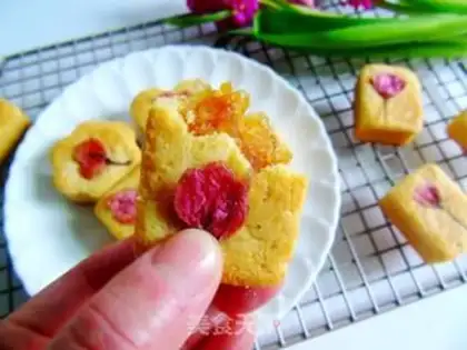 Make The cherry pineapple step 22