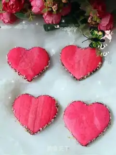 Make A heart-to-heart cookie step 19