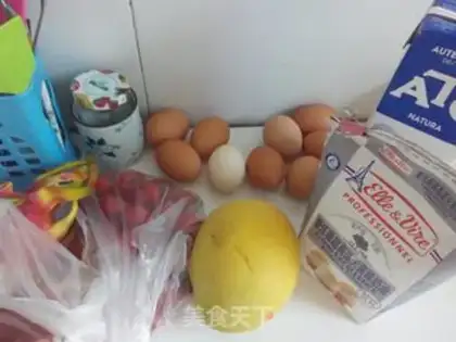 Make Strawberry Snowcake step 0