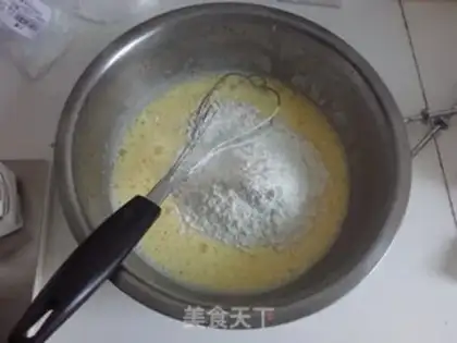 Make Strawberry Snowcake step 4
