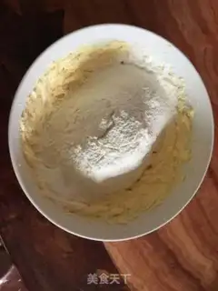Make Yogurt and fruit step 3