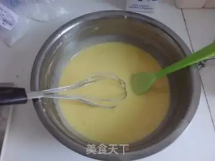 Make Strawberry Snowcake step 5