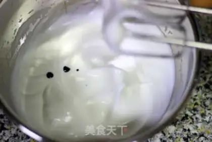 Make ♪ Rabbit-colored cake roll ♪ step 8