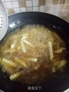 Make Sichuan fried potatoes step 5