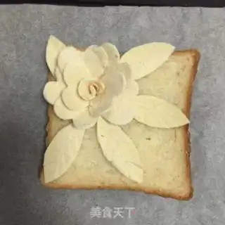 Make Toast roses step 7