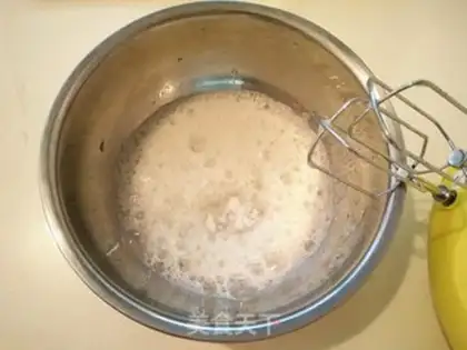Make Six-inch velvet twirl cake step 3