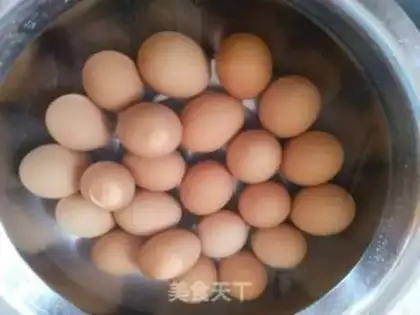 Make Homemade salted eggs step 0