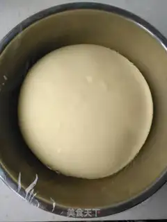 Make Rose bread step 1